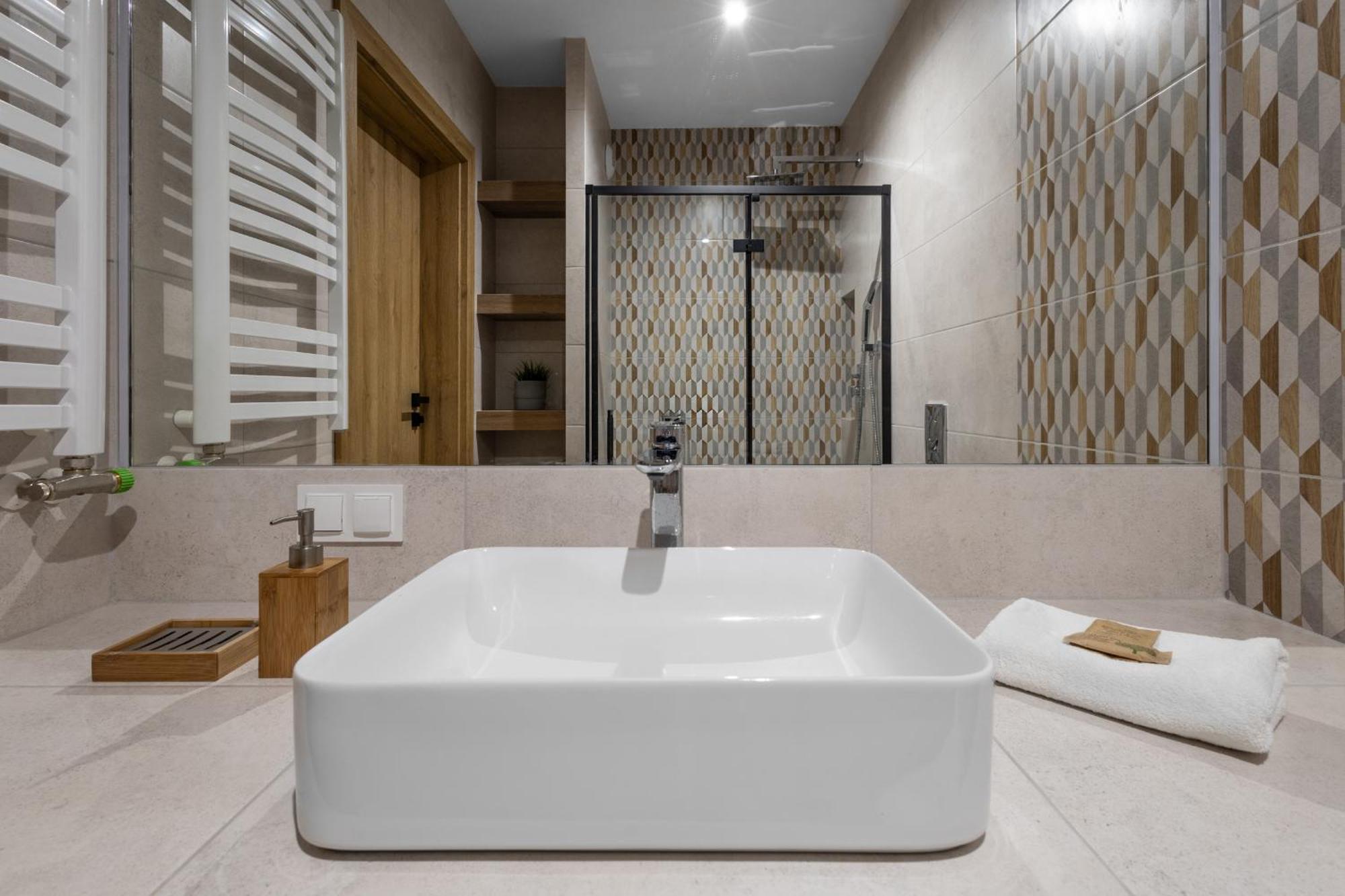 Gold Apartments Cicha 12 - Centrum - Dwie Sypialnie I Parking Krynica-Zdrój Zewnętrze zdjęcie